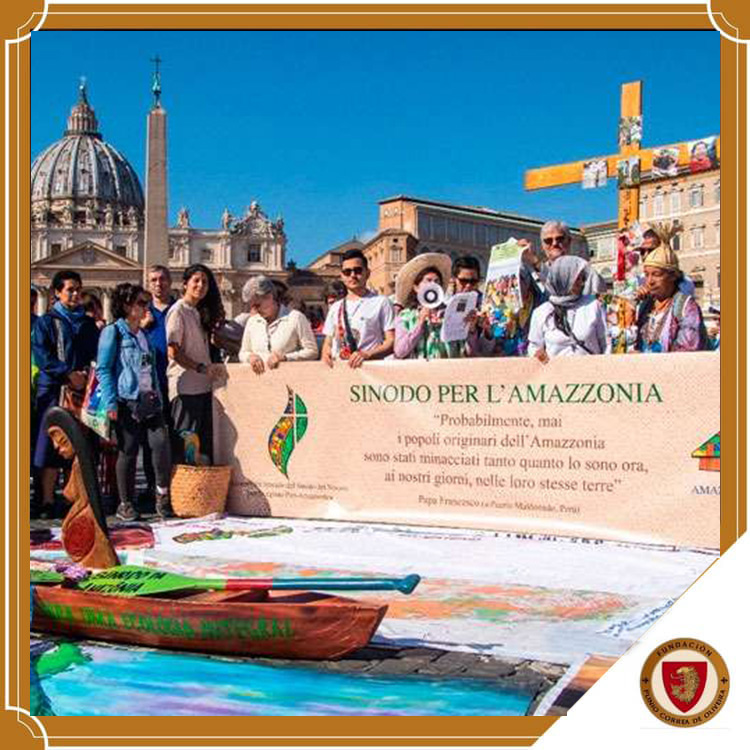 Obispos, sacerdotes y religiosas participan en “Vía Crucis Amazónico” en el Vaticano